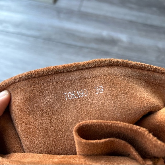 Minnetonka Suede Leather Front Lace Knee-Hi Boot - Picture 14 of 16